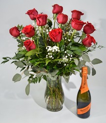 Dozen Roses and Champagne from Schultz Florists, flower delivery in Chicago